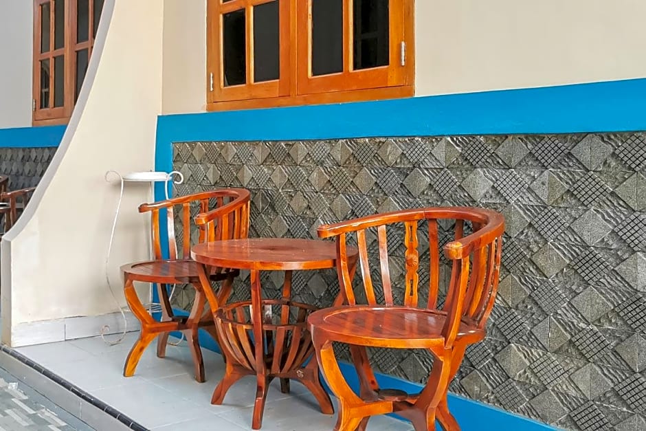 RedDoorz near Pantai Pancer Door Pacitan