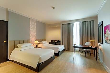 Premier Deluxe Twin Room