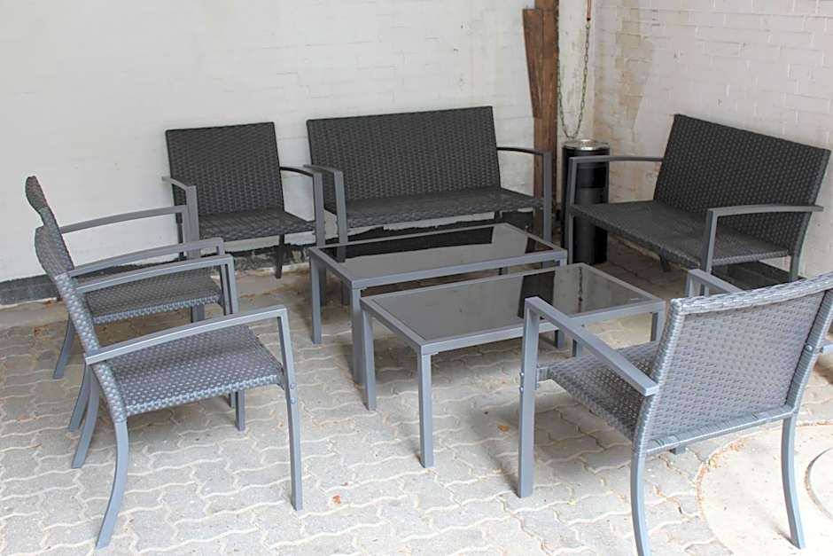 Hotel Alsterquelle 24h Check-in, Free Parking and WiFi