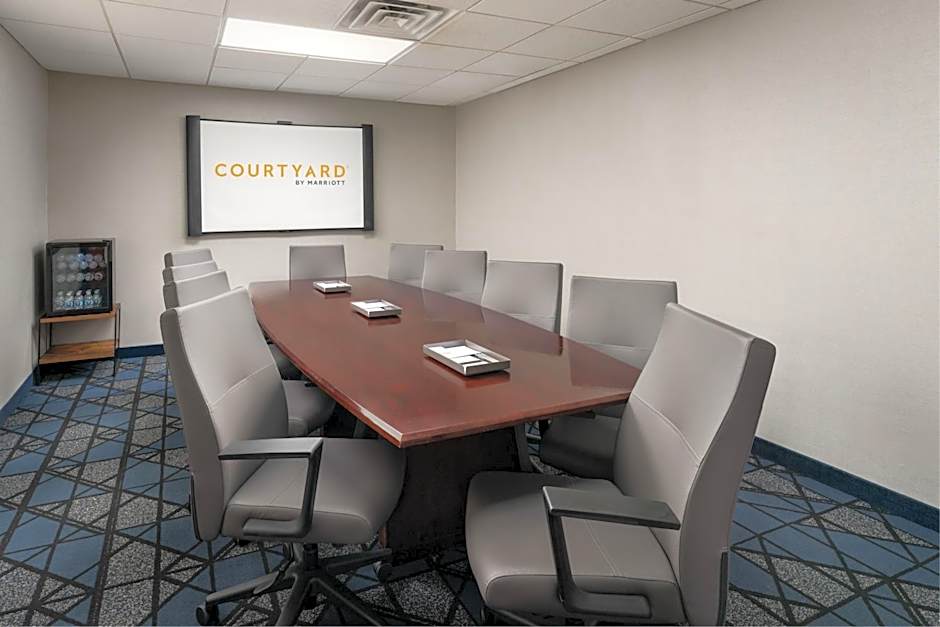 Courtyard by Marriott Melbourne West