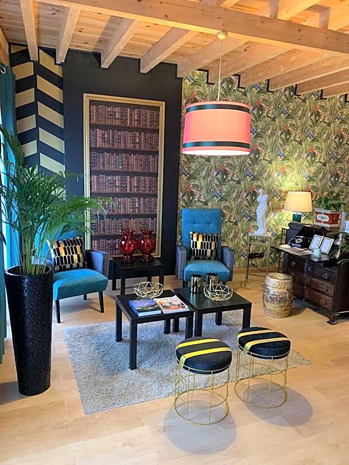 Largo da Rainha, Guesthouse