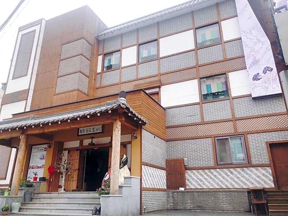 Jeonju Hanok Village Hotel