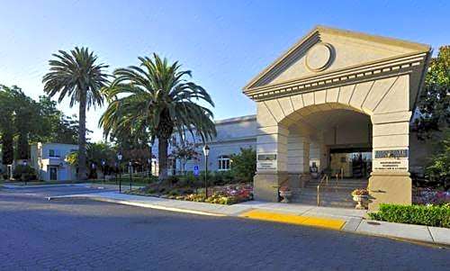 Lions Gate Hotel