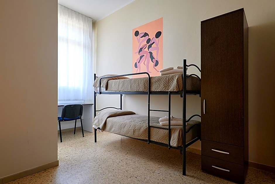 Soleē, Family Holidays & Hostelling