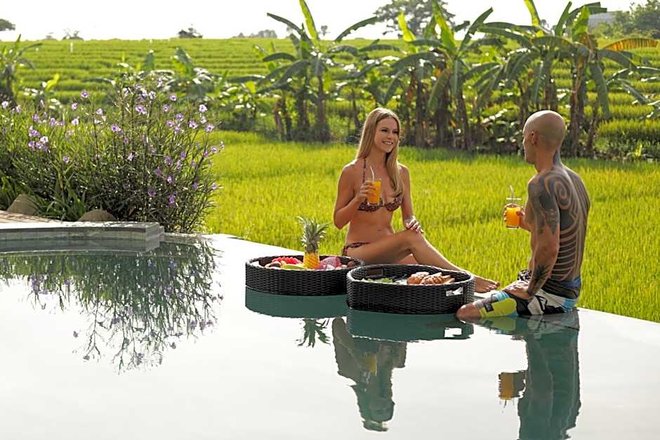 MAHALONA BALI STAY