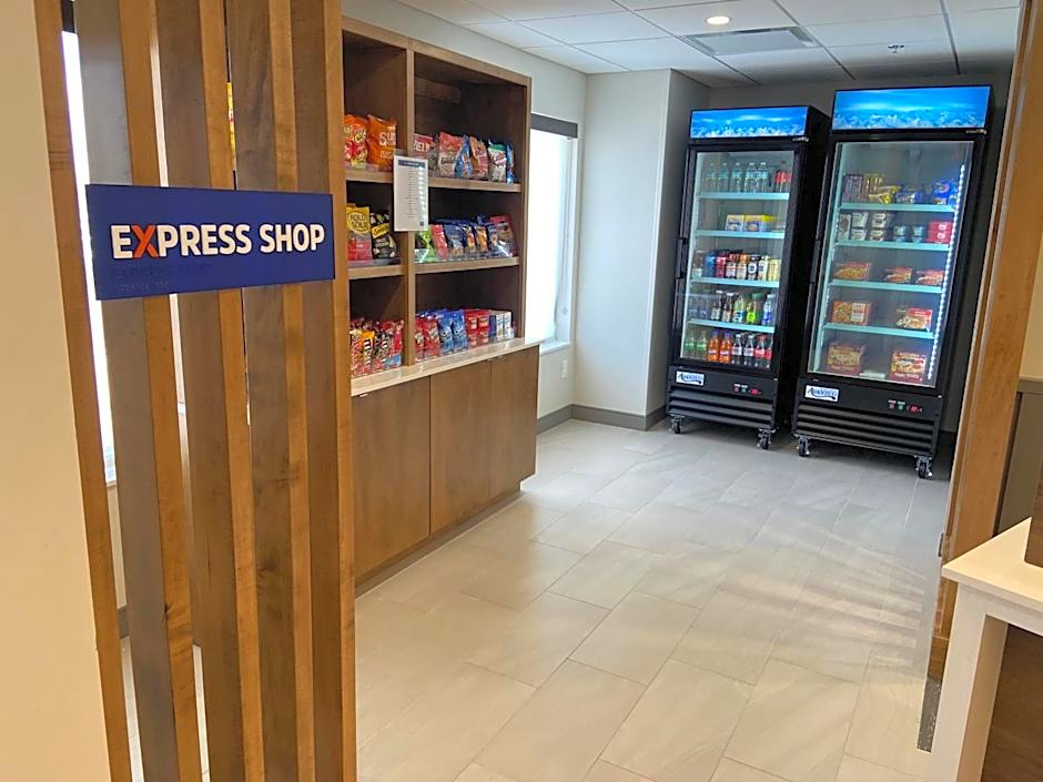 Holiday Inn Express & Suites Elyria By IHG