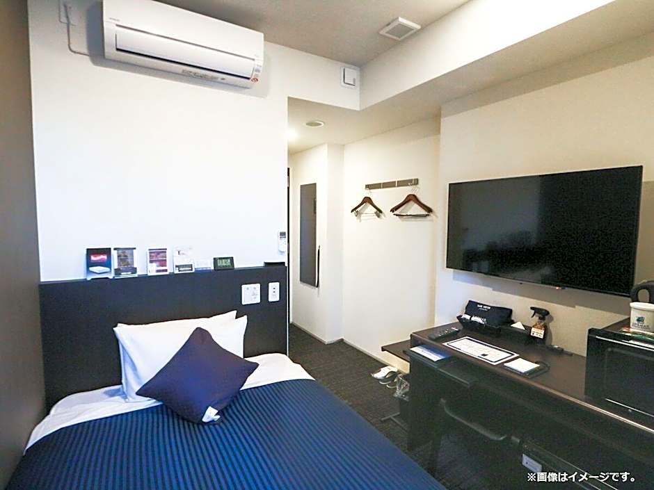 HOTEL LiVEMAX SENDAI KOKUBUNCHO