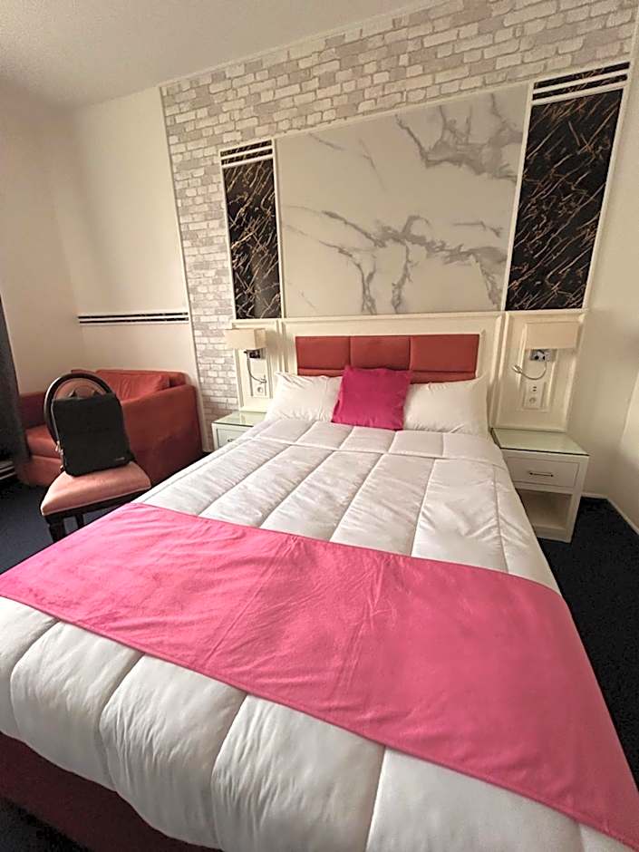 Hotel Grand Paris