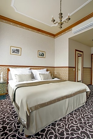 Wellness Package - Deluxe Double Room
