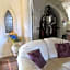 Suite Médiévale 40m2 chambre d' hôte du Mas Fabrègue