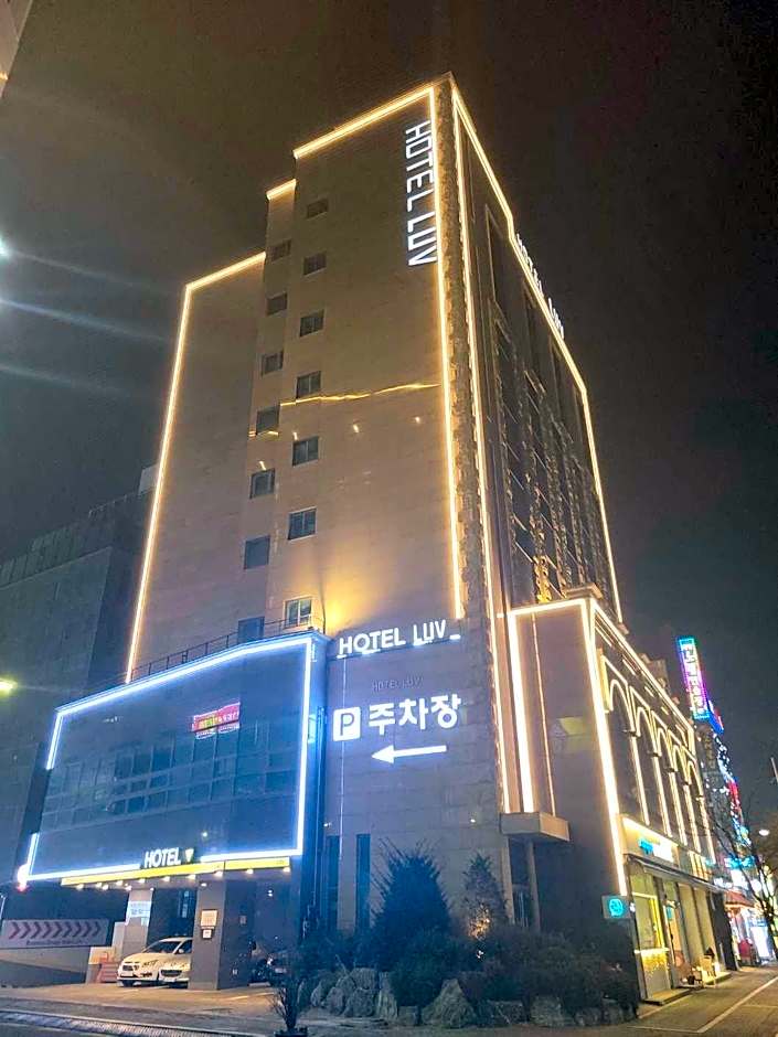 Business Design Hotel Luv