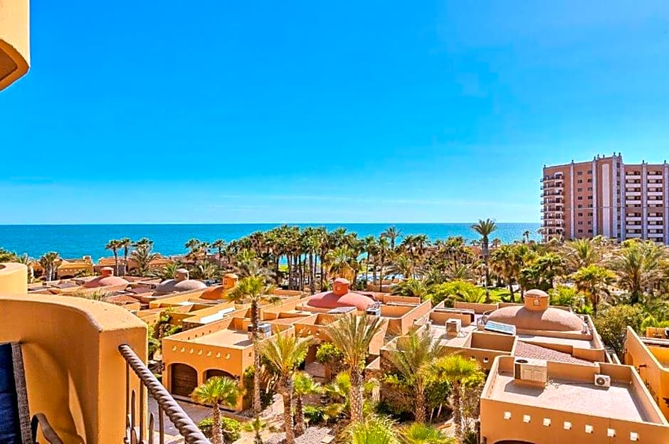 Bella Sirena 305-A - Elegant Oceanview Condo on Beachfront Resort