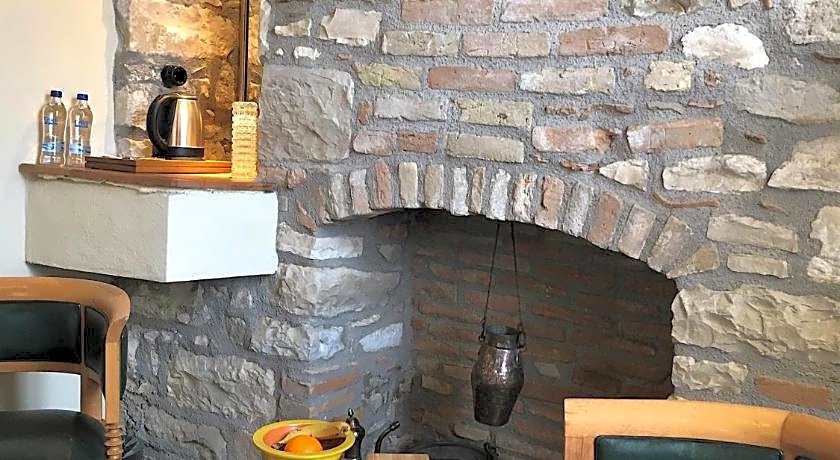 Urla Taş Konak Otel