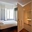 easyHotel The Hague City Centre