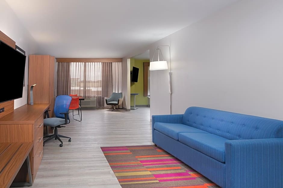 Holiday Inn Express & Suites - Morehead City by IHG