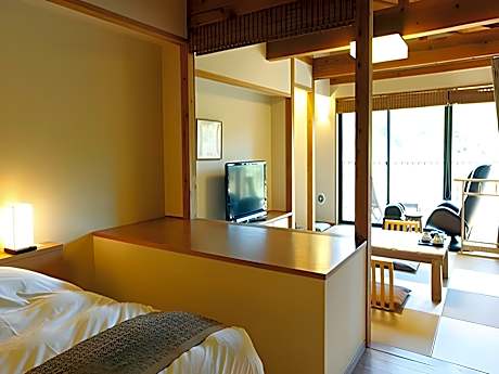 Deluxe Japanese-Western Style Room with Shower Booth Only - Non-Smoking