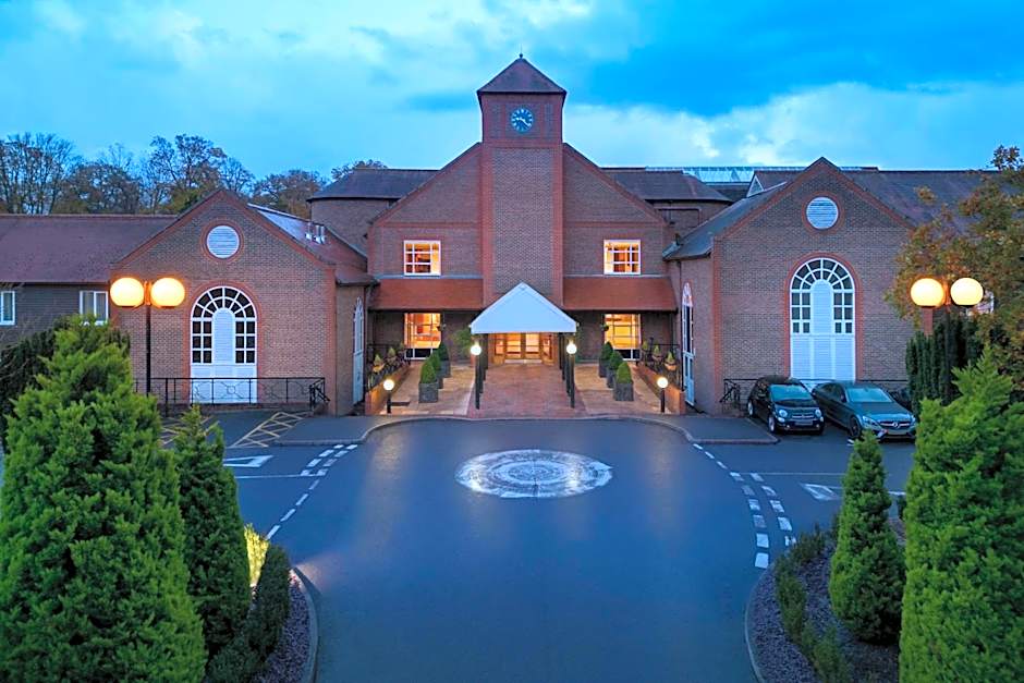 Delta Hotels by Marriott Tudor Park Country Club