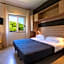 Hotel Mocambo Riccione CENTRALISSIMO AL MARE