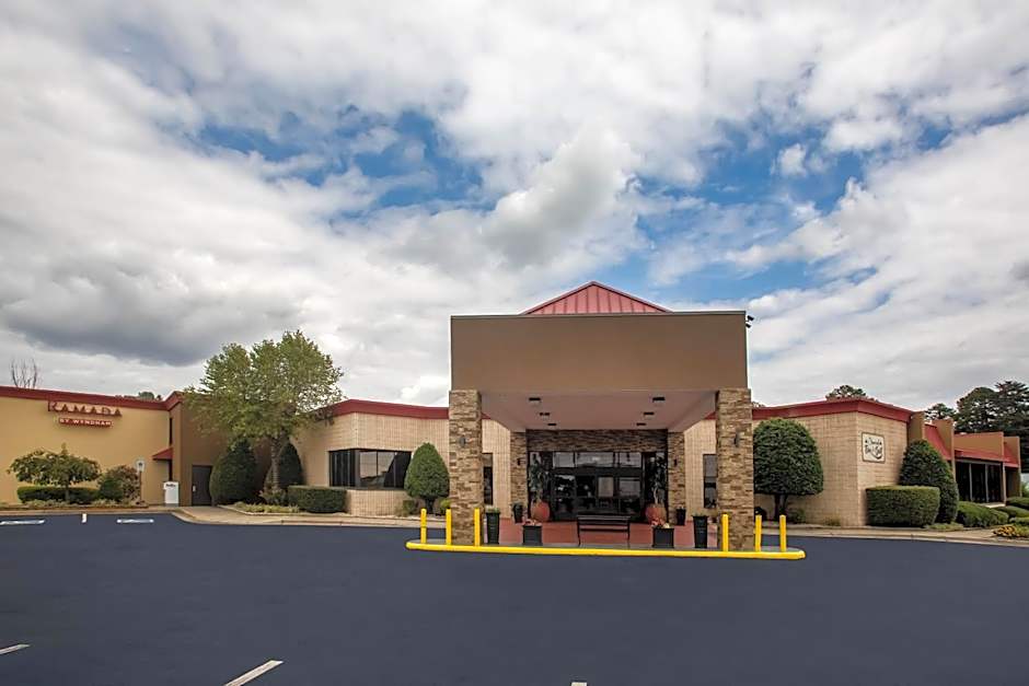 Ramada by Wyndham Statesville