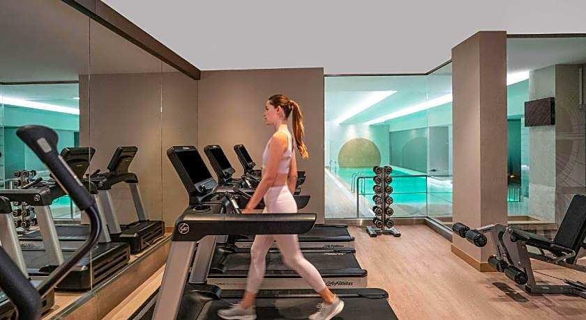 Novotel Istanbul Bosphorus Hotel