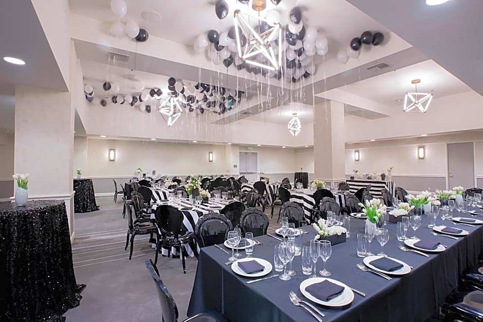 Westdrift Manhattan Beach, Autograph Collection by Marriott