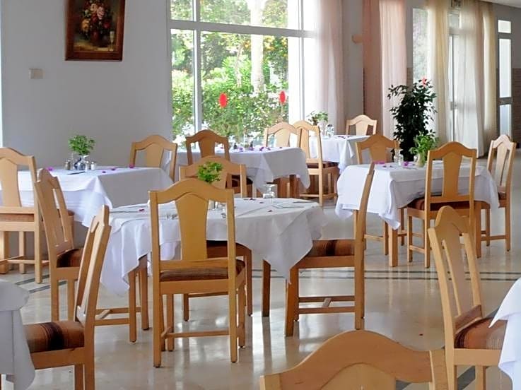 Cyclamens Mechmoum Hotel and Spa