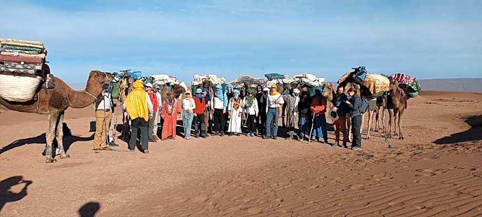 désert tours & Hôtel Titanic lac irik