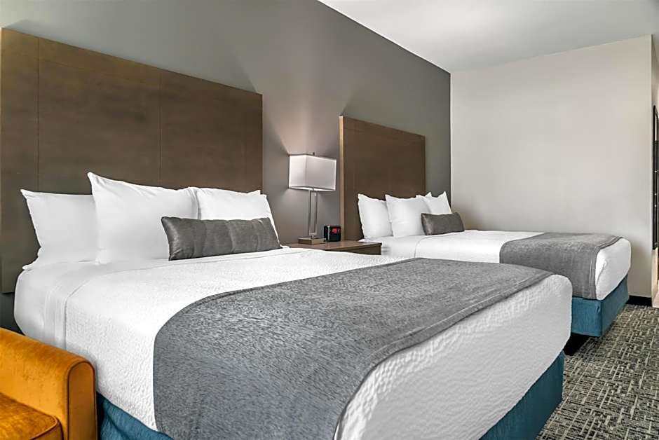 Best Western Plus Wayland Hotel