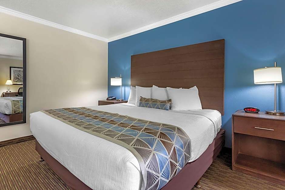 Best Western Airport Albuquerque Innsuites Hotel & Suites