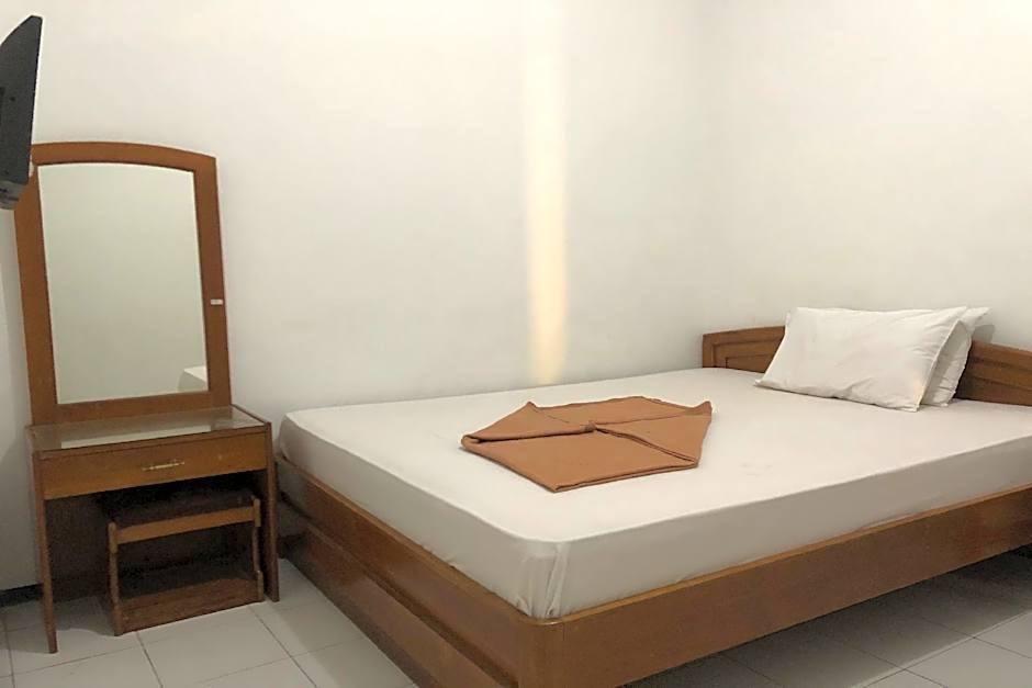 Hotel Baru Inn Batu Redpartner – Batu, ID