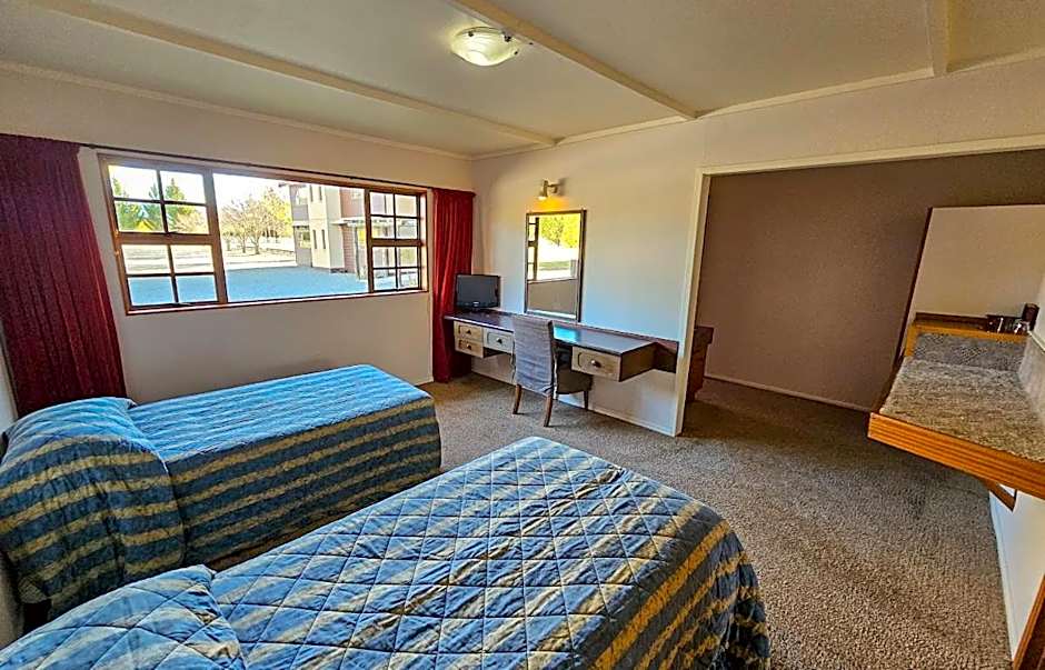 Discovery Countrytime Hotel
