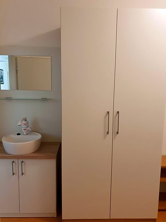 Youth Hostel Pinesta