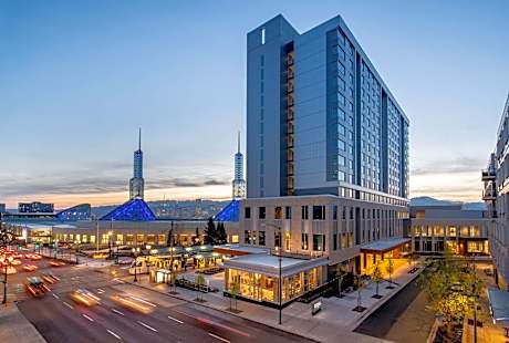 Hyatt Regency Portland at the Oregon Convention Center