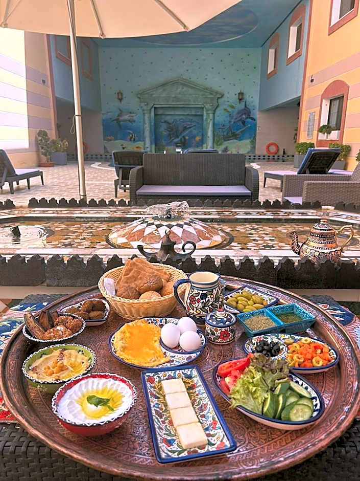 Petra Canyon Hotel