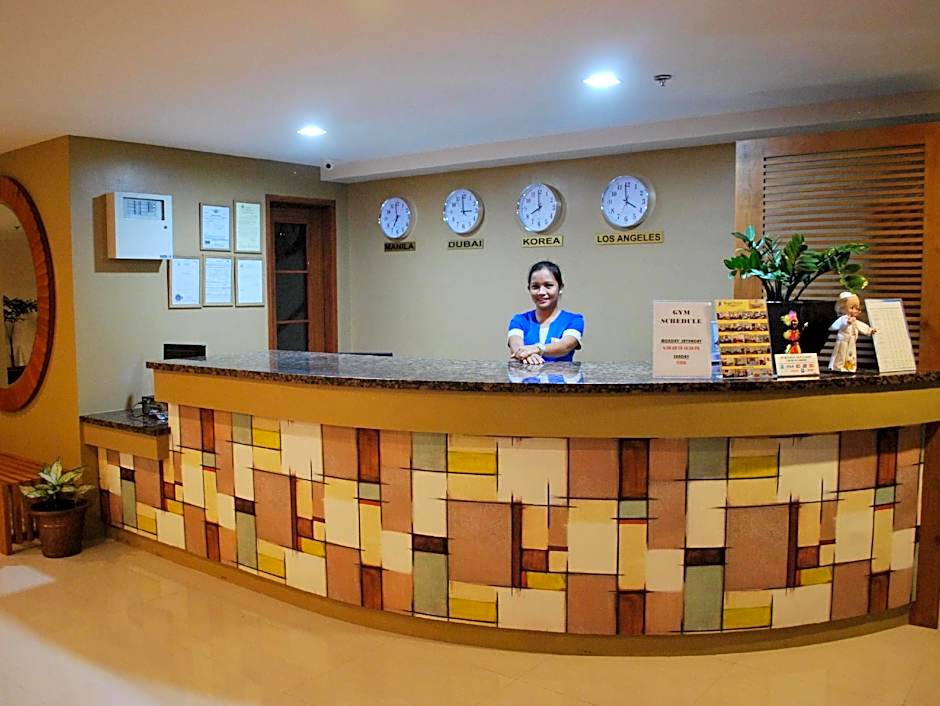 Royal Suites Condotel