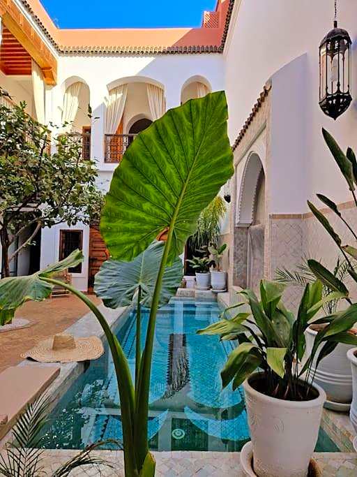 RIAD SAMAH