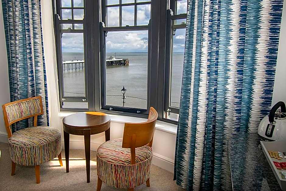 Beachcliff Rooms & Apartments