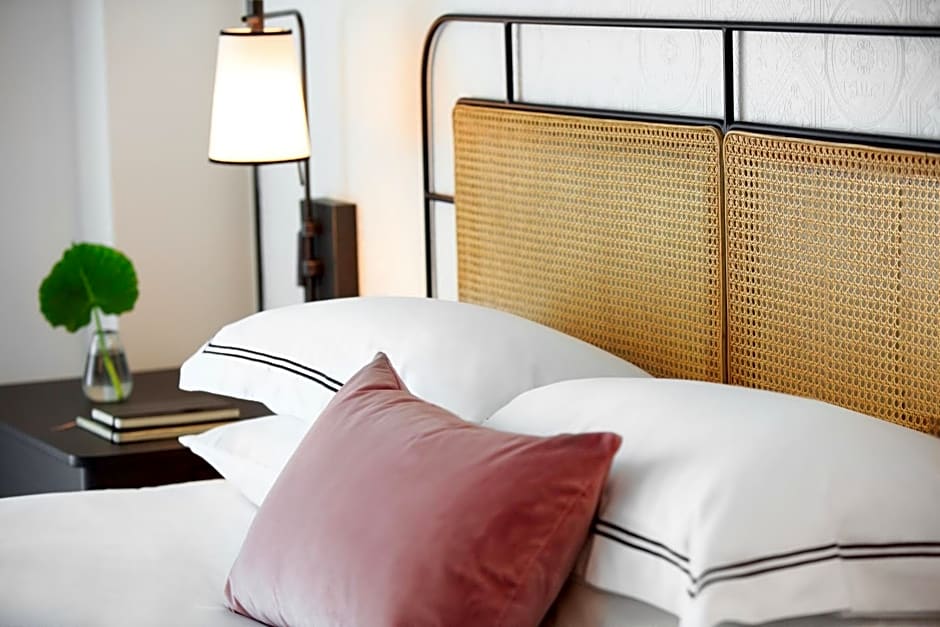 Kimpton Hotel Fontenot, an IHG Hotel