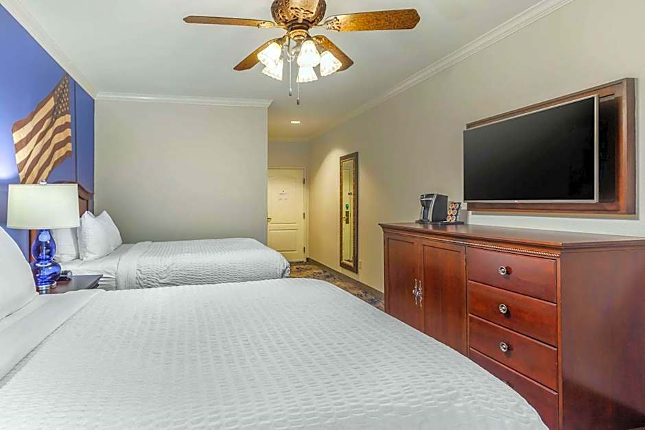 Clarion Pointe Sulphur Springs