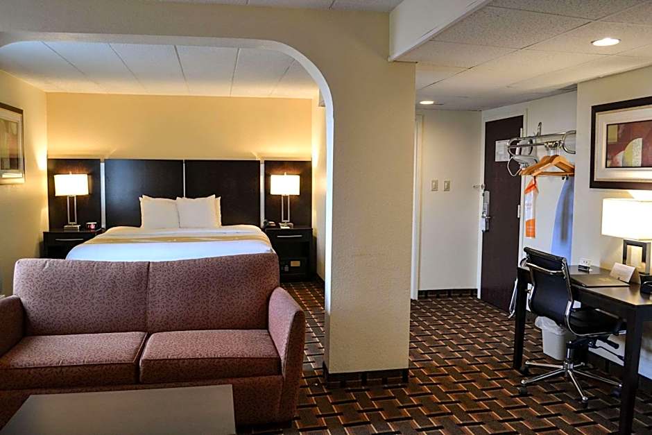 Comfort Inn Dunmore - Scranton East