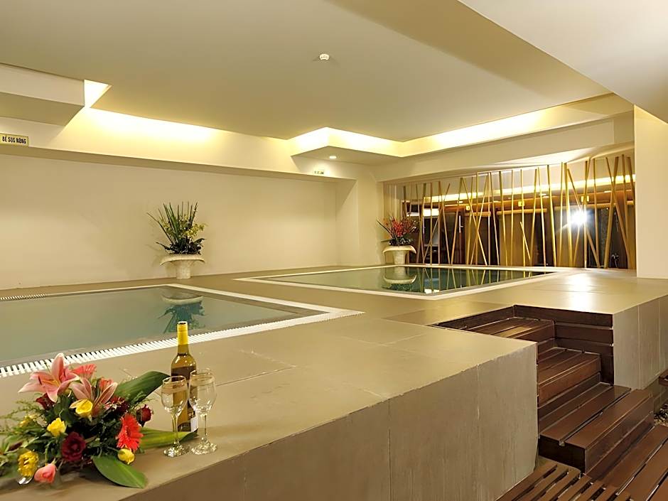 Majestic - Mong Cai Hotel