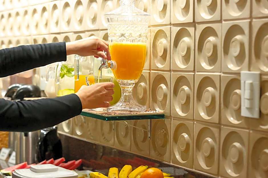 CAMBRAIA HOTEL ARCOS