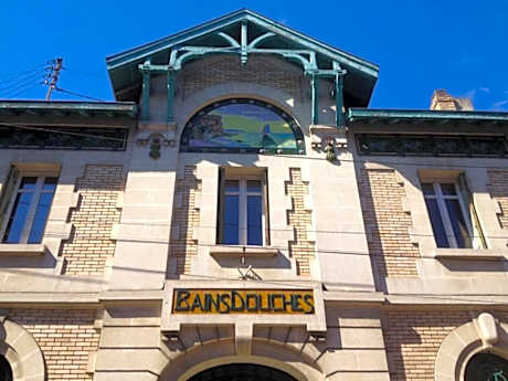 Les Bains Douches