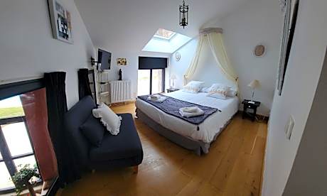 Double Room with Pool View