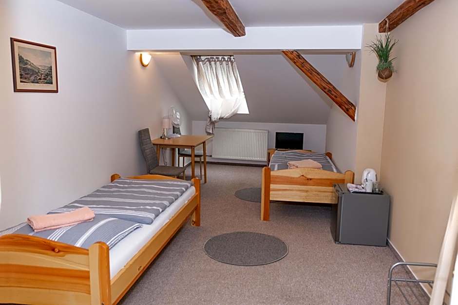 Penzion a restaurace U Vladaře