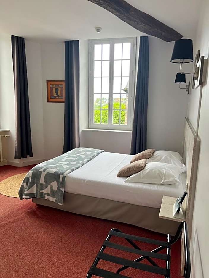 Logis Hôtel du Commerce