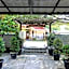 Sahabat Pantai Guest House Mitra RedDoorz
