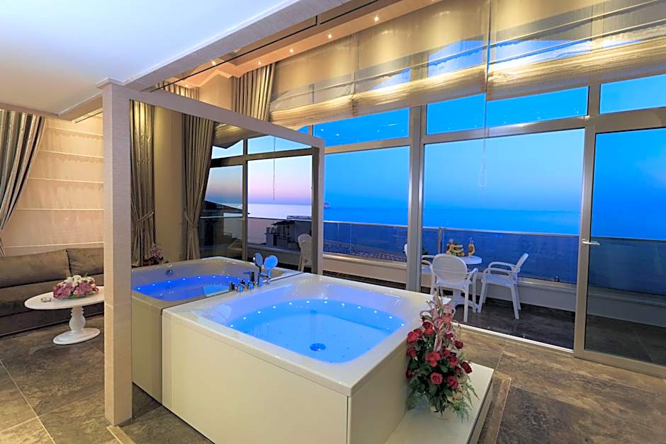 Xperia Saray Beach Hotel