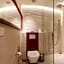 Camelot Beach Hotel