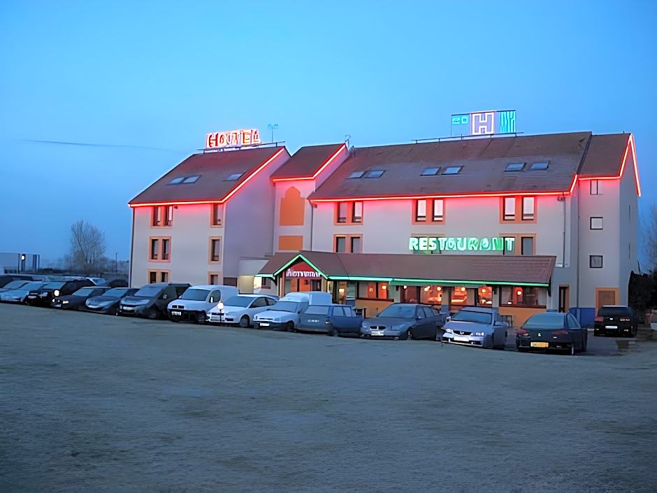 Brit Hotel Essentiel Moulins Avermes